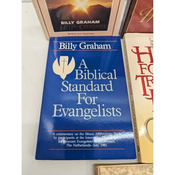 Billy Graham Paperback Books Lot of 5 Read Description for Titles - Picture 4 of 8